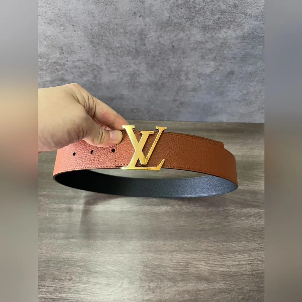Louis Vuitton Initiales 40MM Reversible Belt - Picture 2 of 14